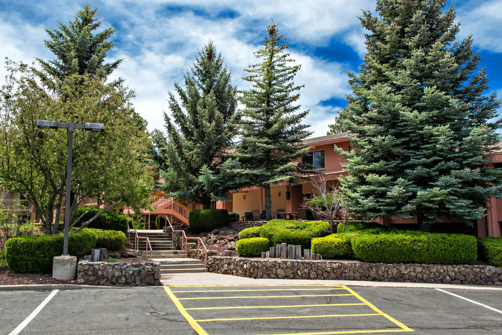Mountain Ranch Resort At Beacon Hill Уилямс Екстериор снимка