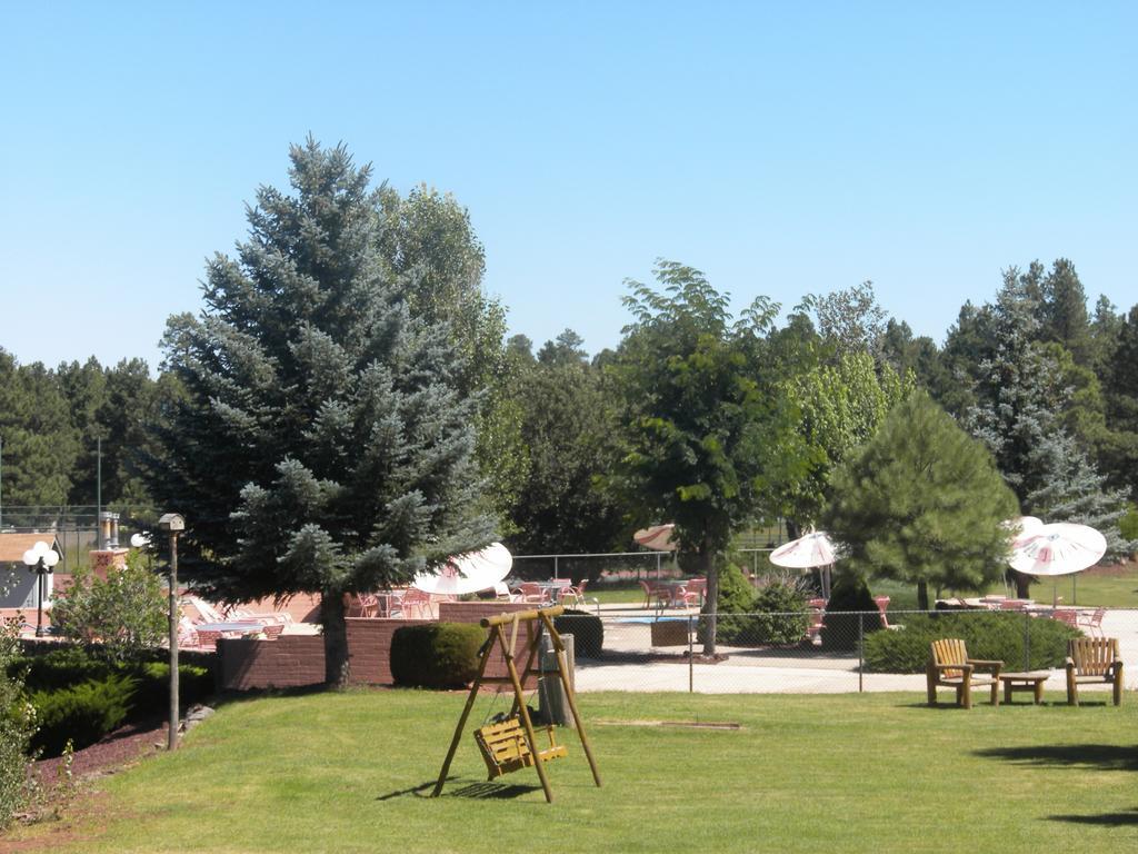 Mountain Ranch Resort At Beacon Hill Уилямс Екстериор снимка