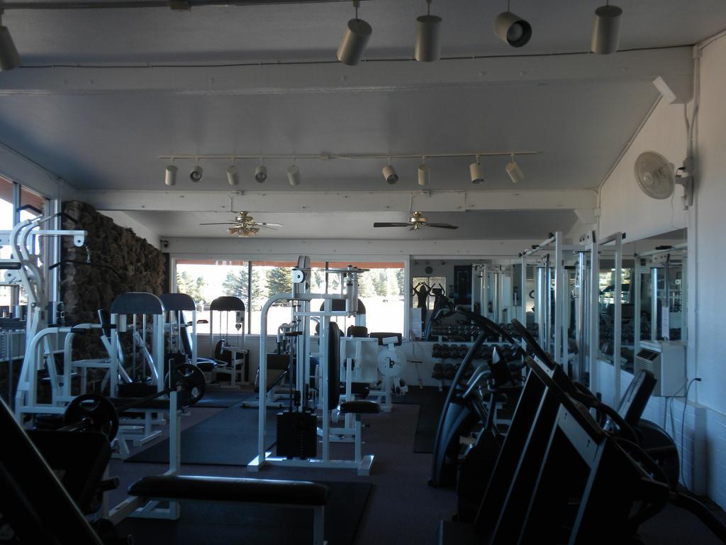 Mountain Ranch Resort At Beacon Hill Уилямс Екстериор снимка